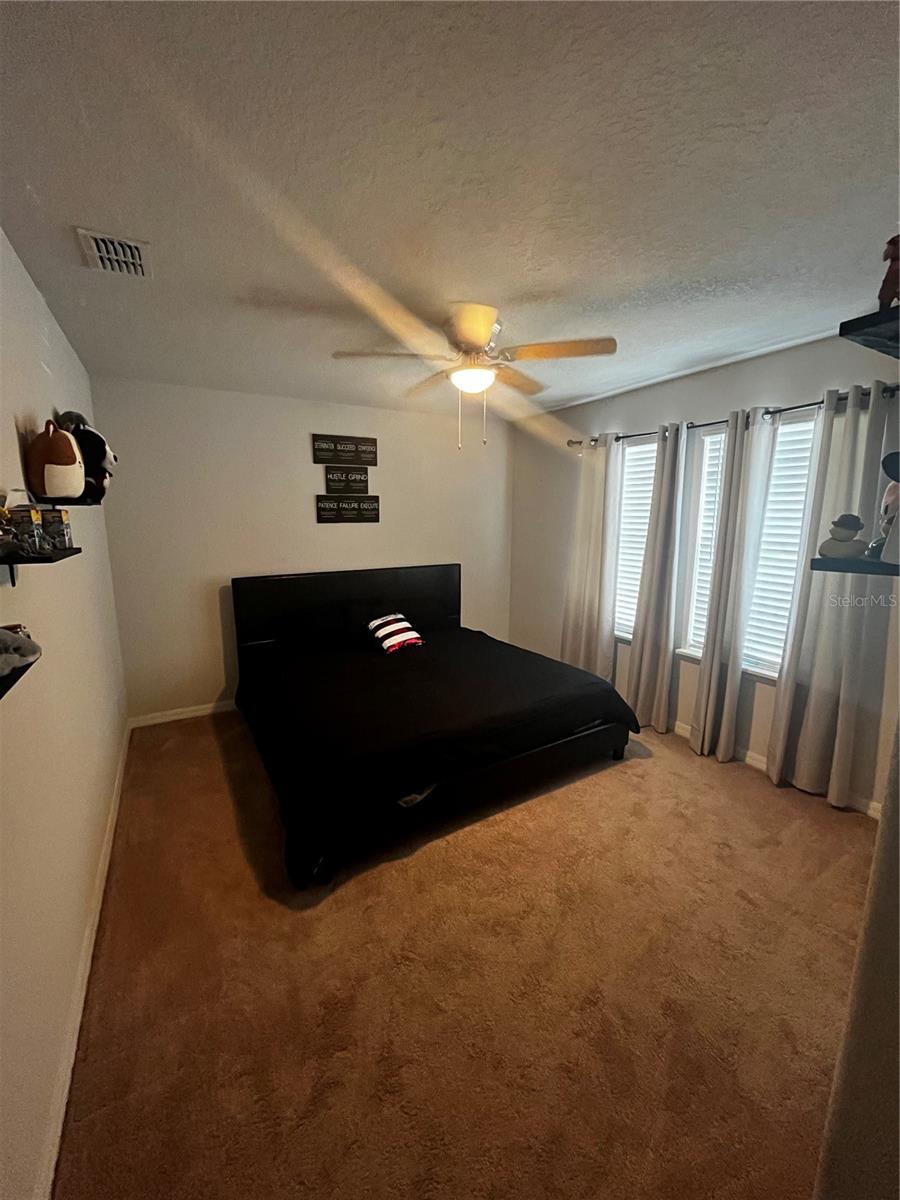 Image 41 of 50 For 8118 Platts Avenue