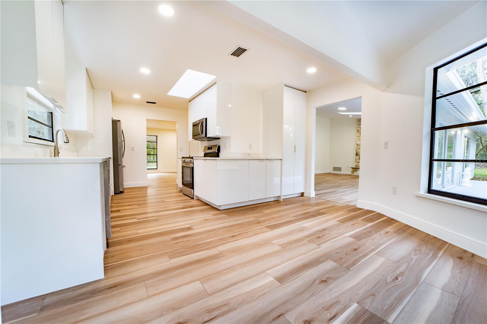 Image 11 of 43 For 3400 45th Street