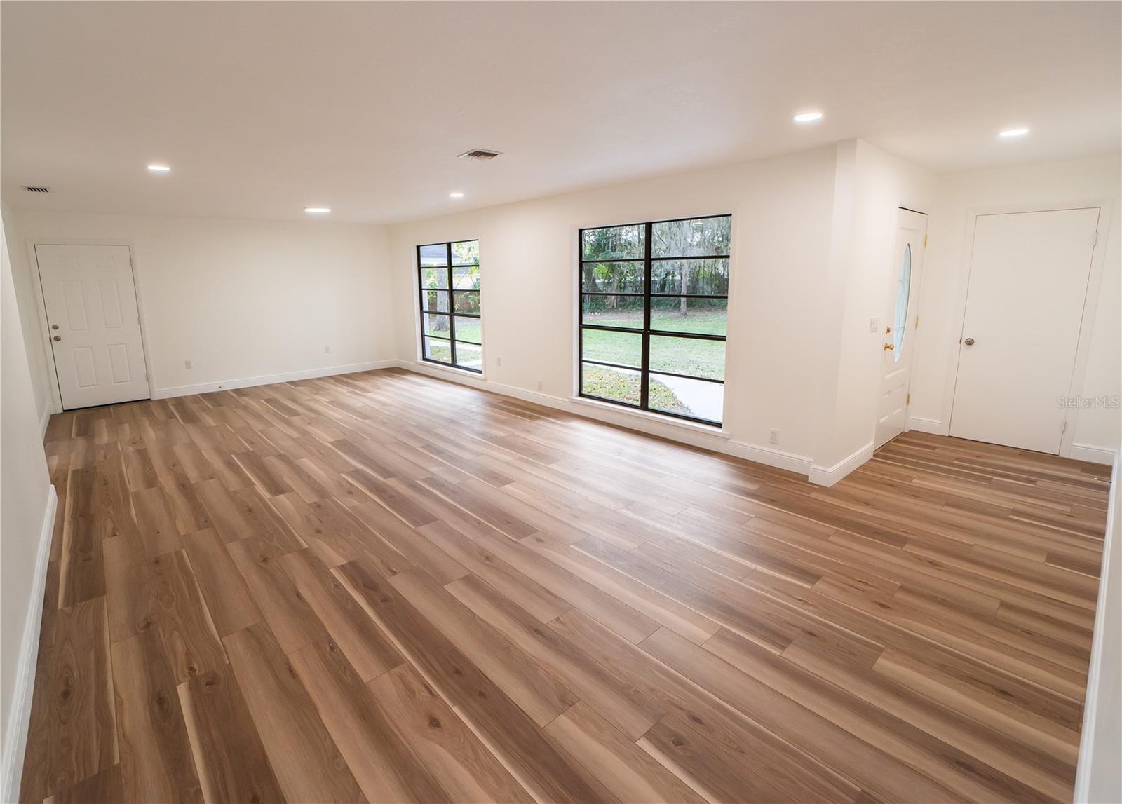 Image 18 of 43 For 3400 45th Street