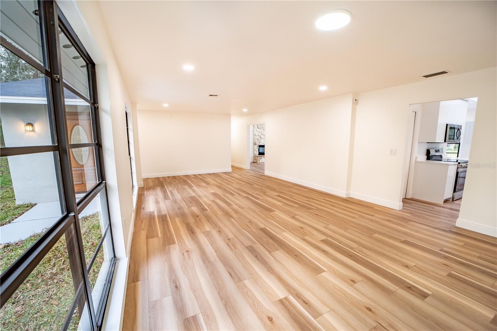 Image 19 of 43 For 3400 45th Street