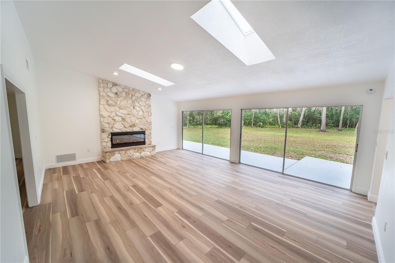 Image 20 of 43 For 3400 45th Street