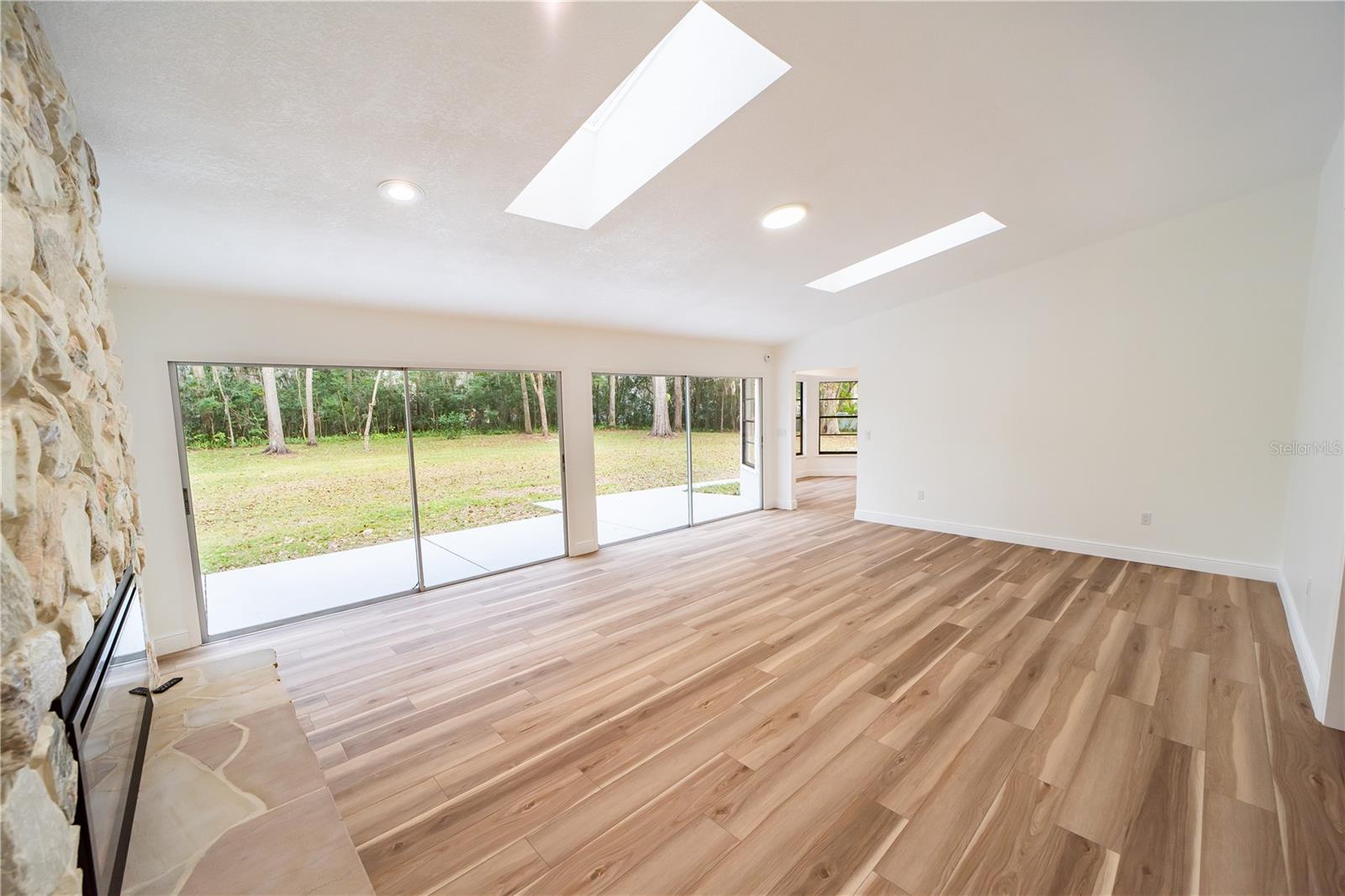 Image 21 of 43 For 3400 45th Street