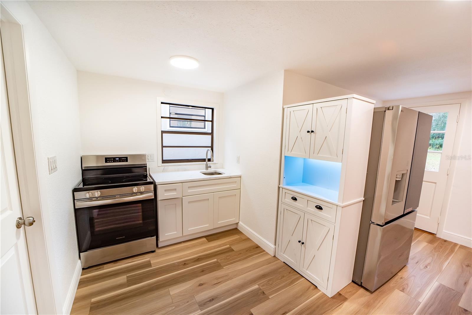 Image 34 of 43 For 3400 45th Street