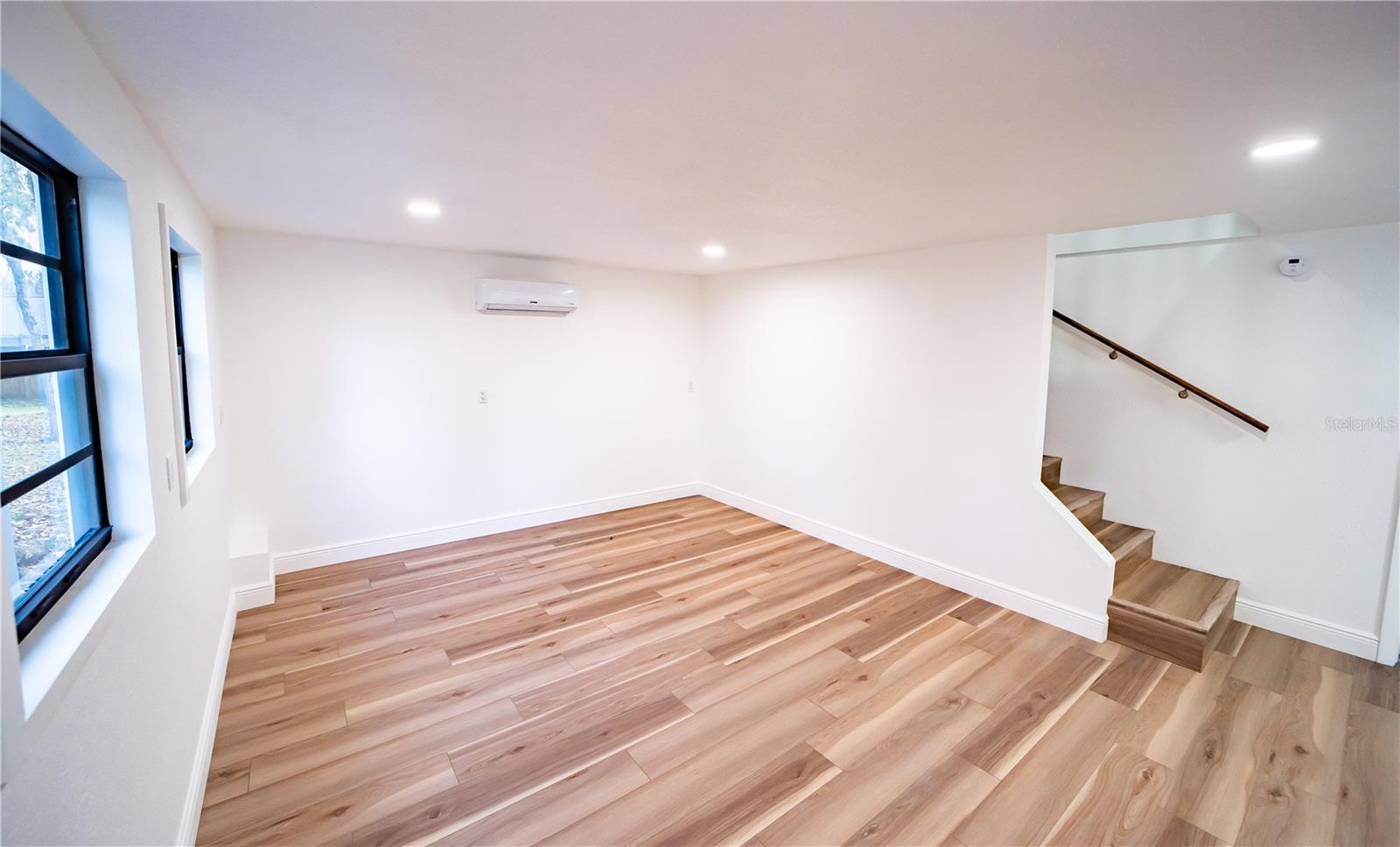 Image 36 of 43 For 3400 45th Street