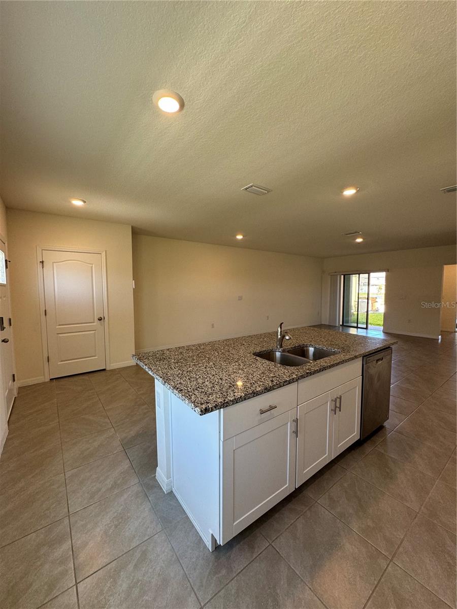 Image 4 of 18 For 1659 Bitteroot Street