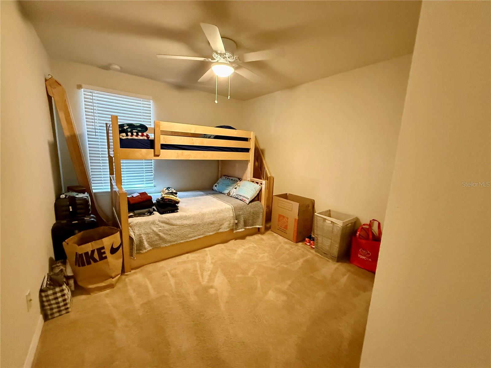 Image 19 of 33 For 7522 Aloma Pines Court