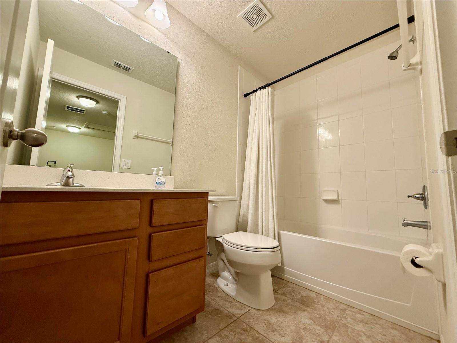 Image 21 of 33 For 7522 Aloma Pines Court