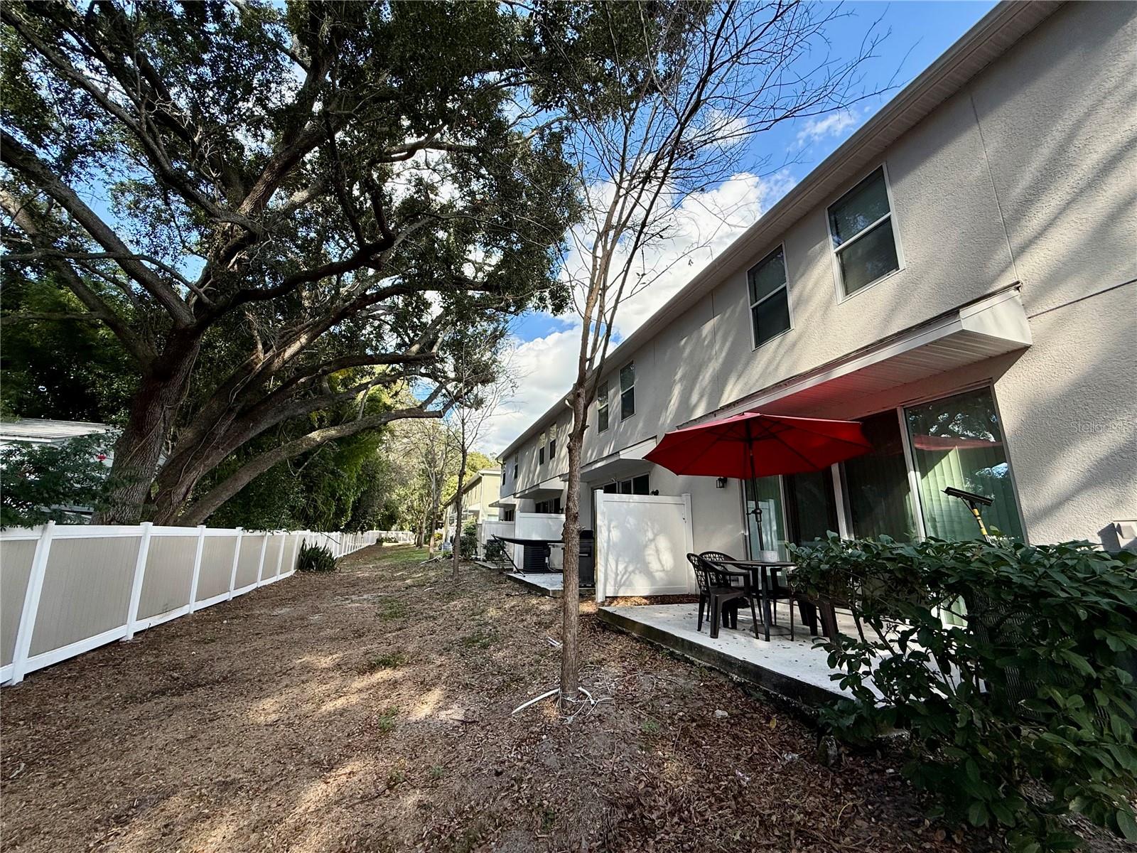 Image 24 of 33 For 7522 Aloma Pines Court