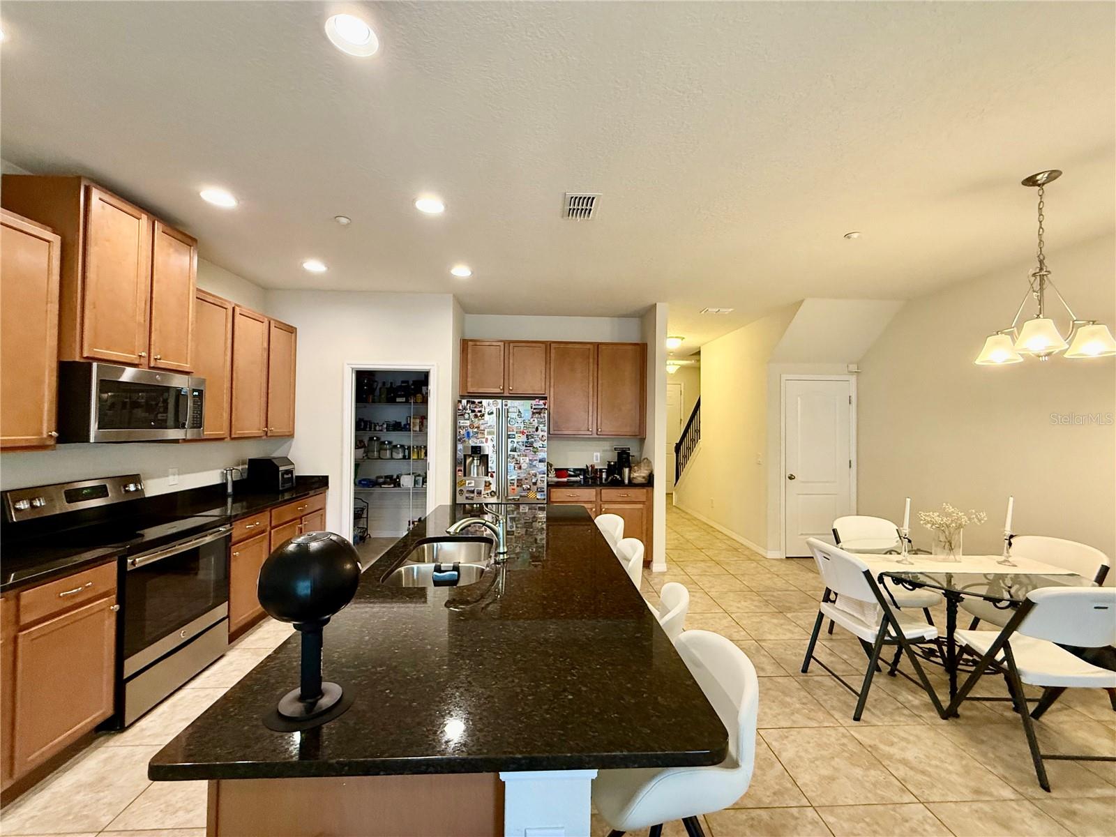 Image 7 of 33 For 7522 Aloma Pines Court