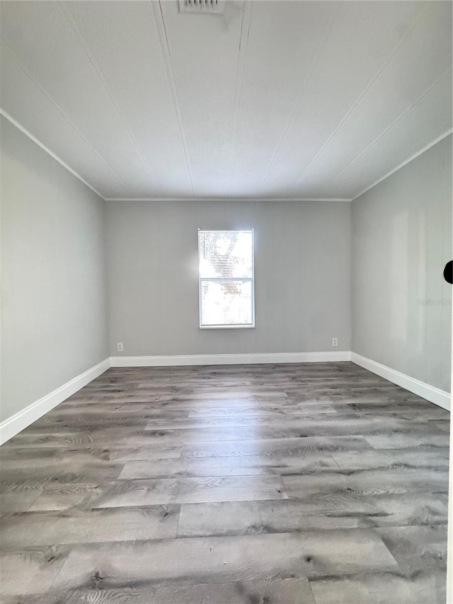 Image 16 of 28 For 5051 Mapletree Lane