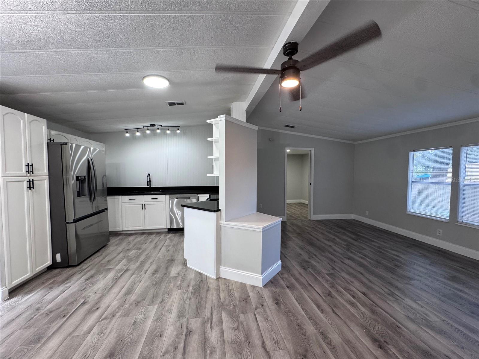 Image 18 of 28 For 5051 Mapletree Lane