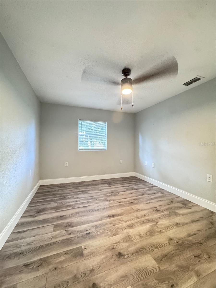 Image 26 of 28 For 5051 Mapletree Lane