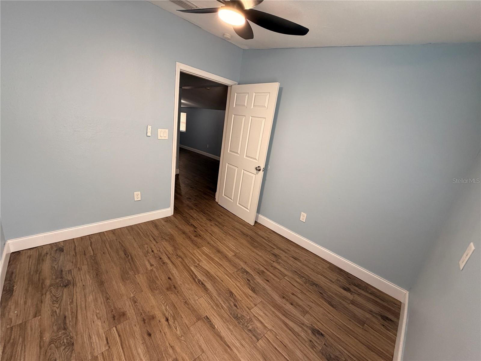 Image 11 of 25 For 603 7th Street