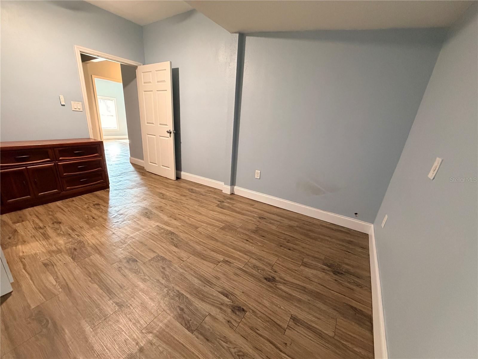 Image 15 of 25 For 603 7th Street