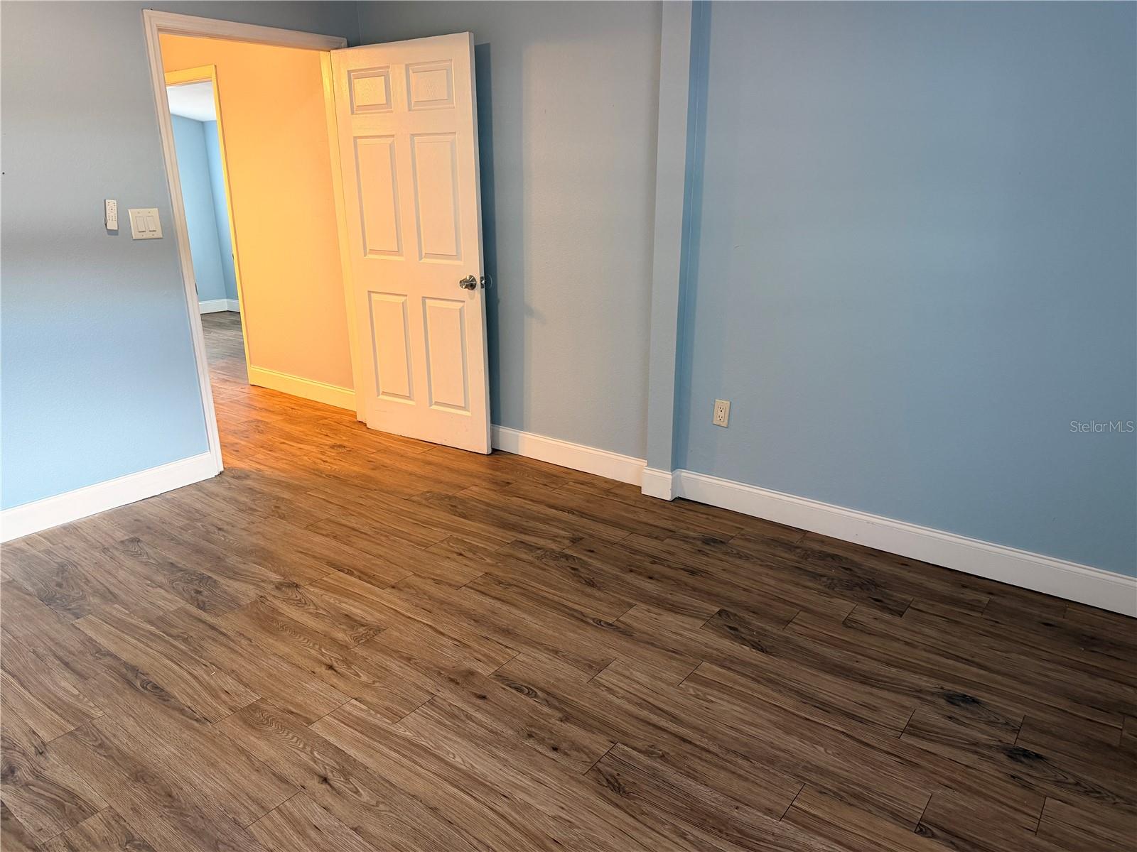 Image 16 of 25 For 603 7th Street