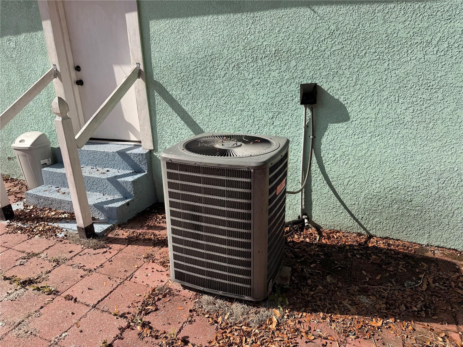 Image 24 of 25 For 603 7th Street