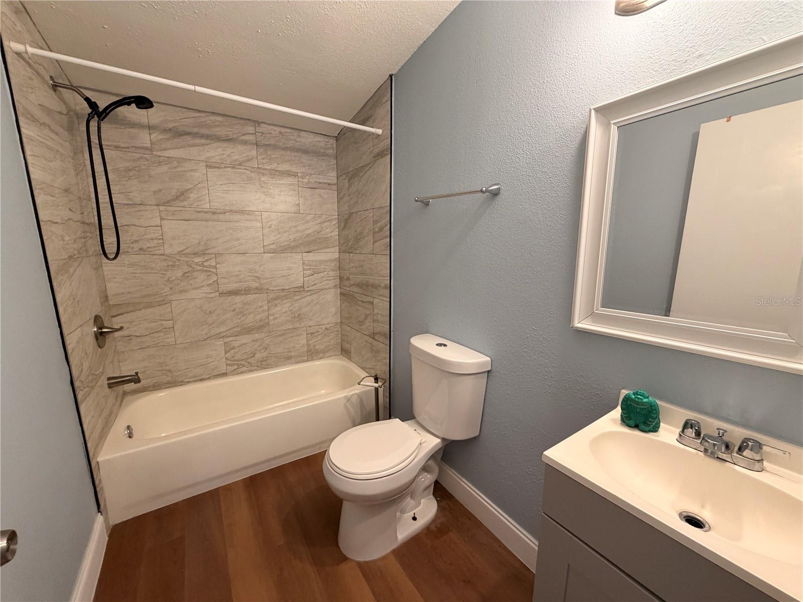 Image 9 of 25 For 603 7th Street