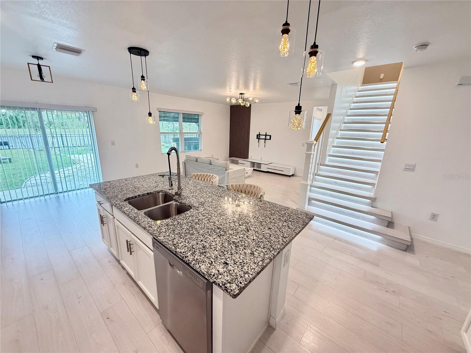 Image 18 of 57 For 2731 House Finch Road