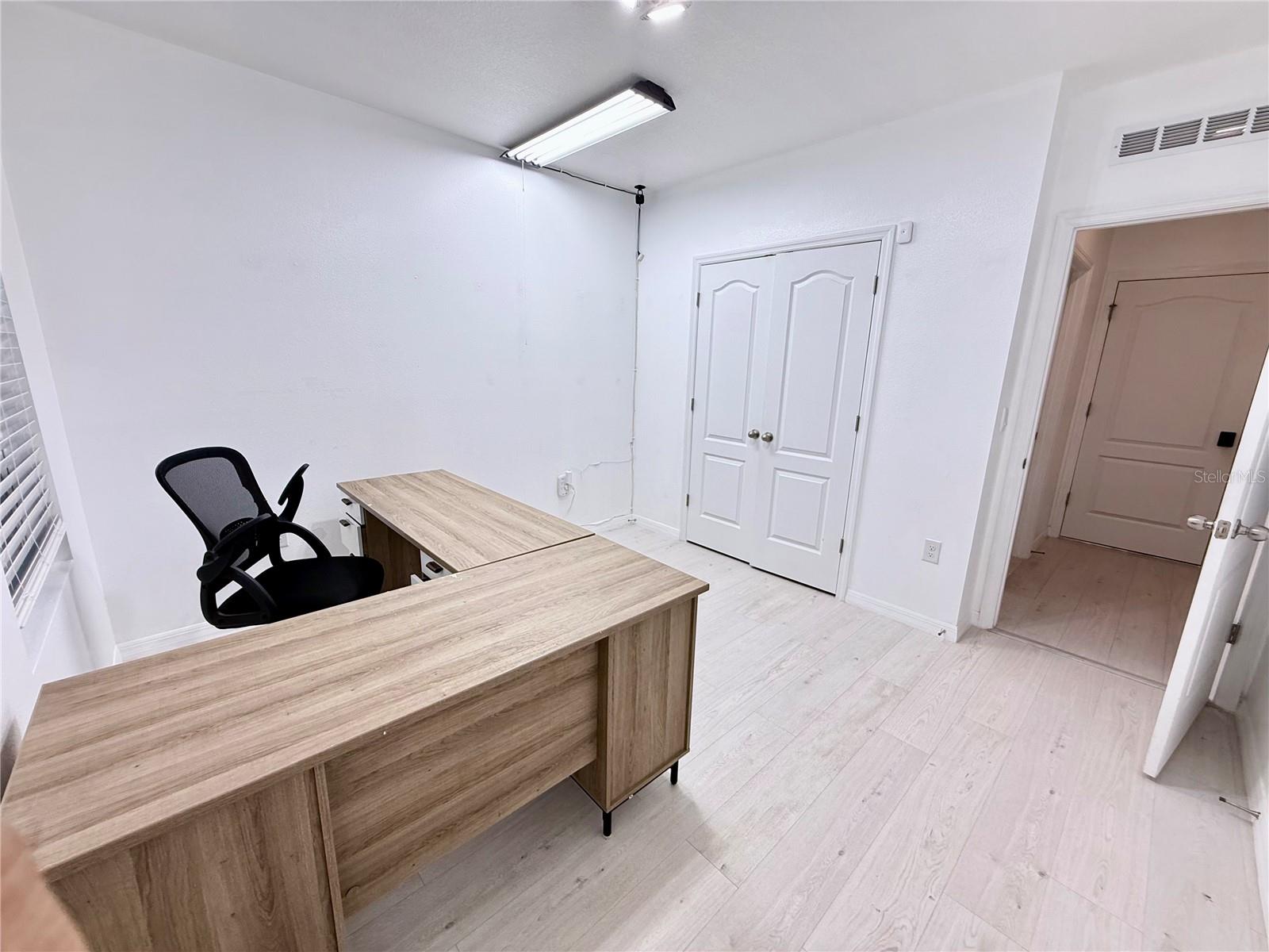 Image 21 of 57 For 2731 House Finch Road