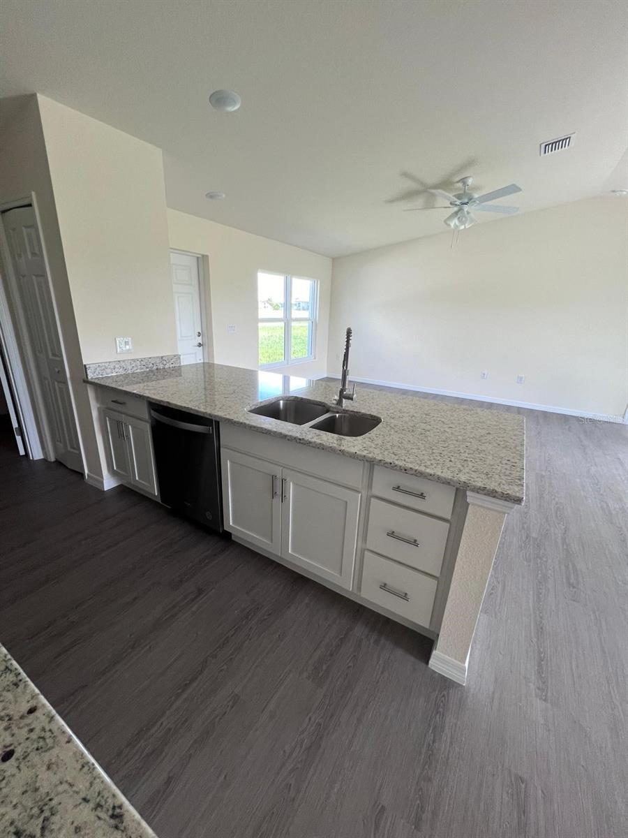 Image 12 of 34 For 13731 89th Circle