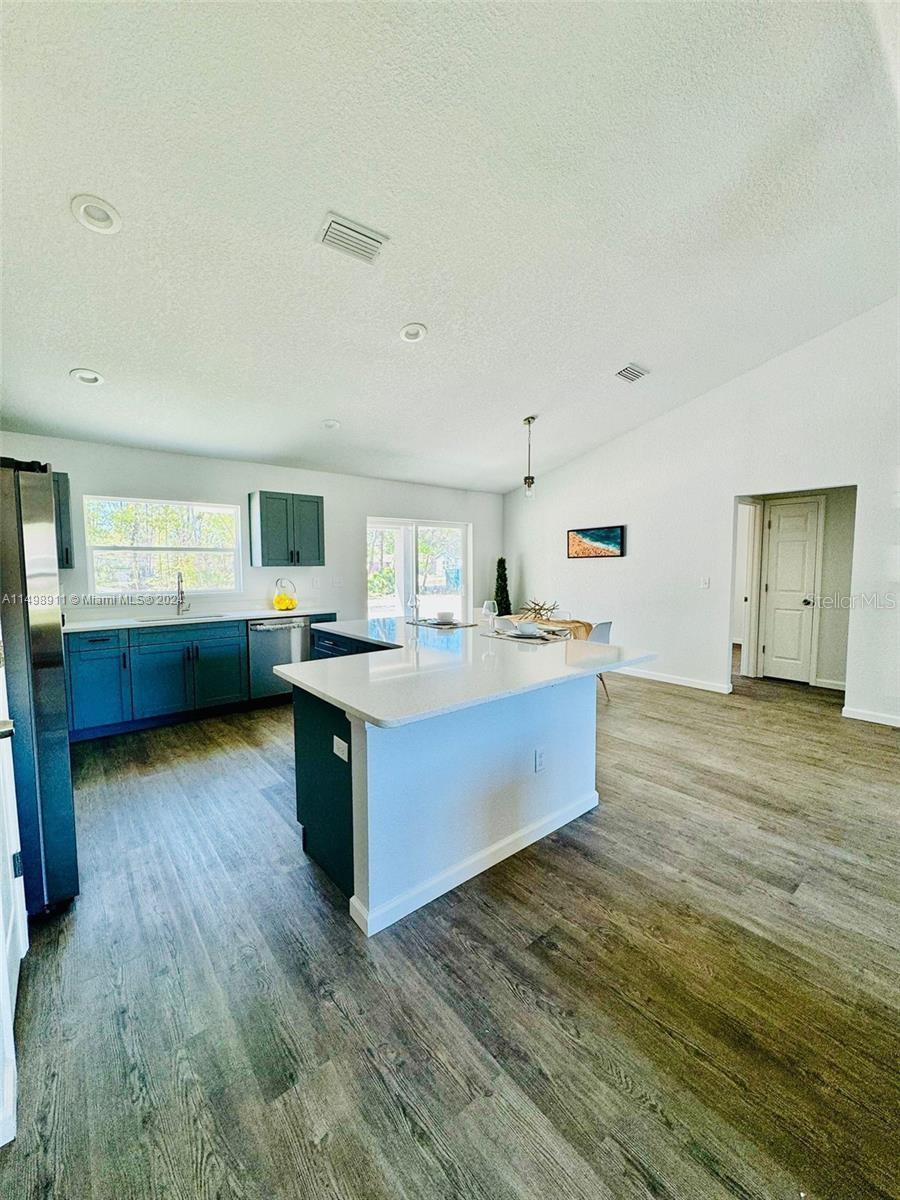 Image 20 of 34 For 13731 89th Circle