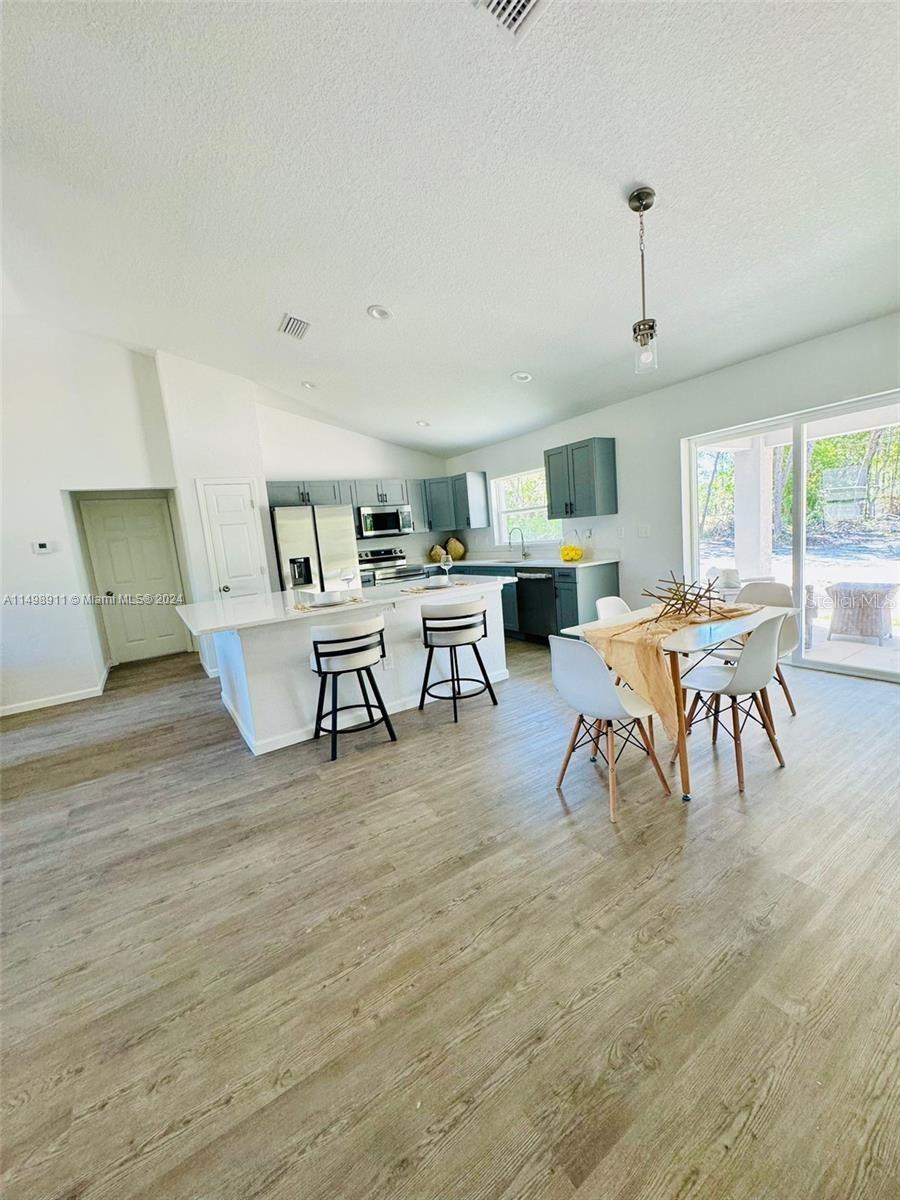 Image 26 of 34 For 13731 89th Circle