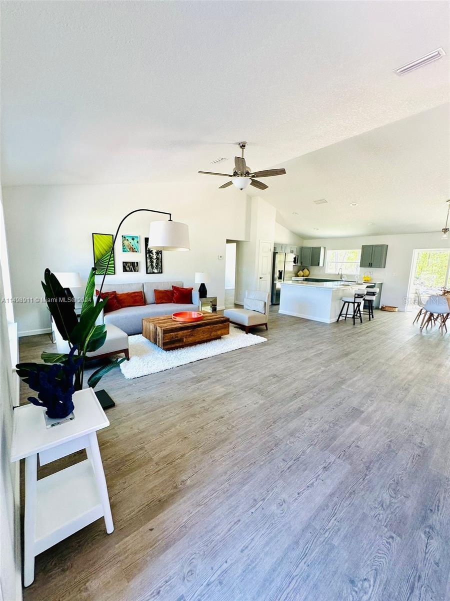 Image 29 of 34 For 13731 89th Circle