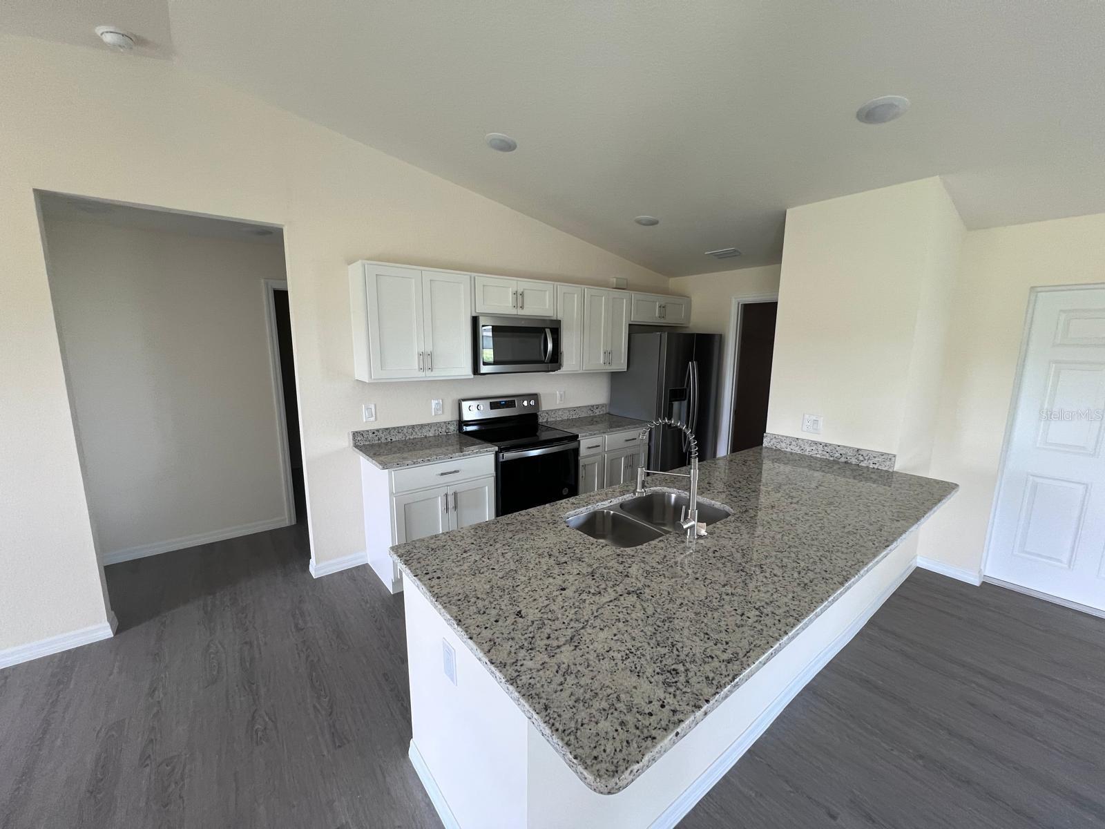 Image 4 of 34 For 13731 89th Circle