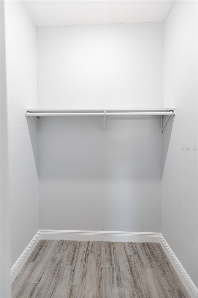 Image 12 of 17 For 309 Dundee Drive