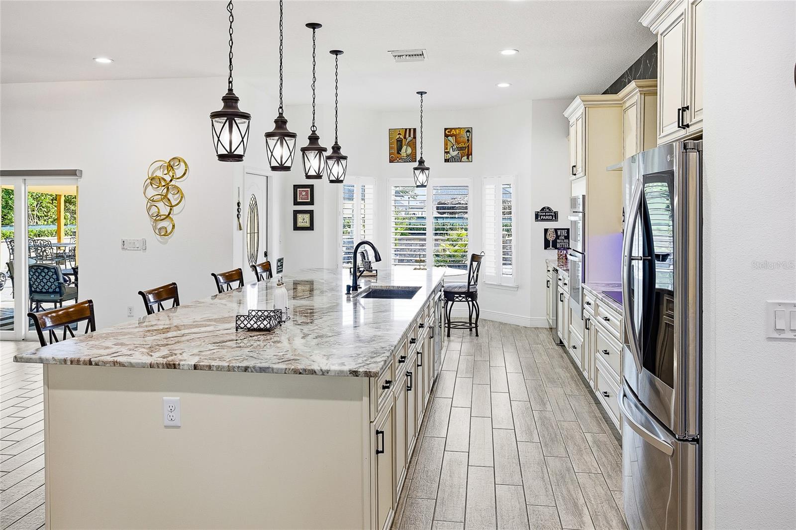 Image 18 of 68 For 3451 Michigan Avenue