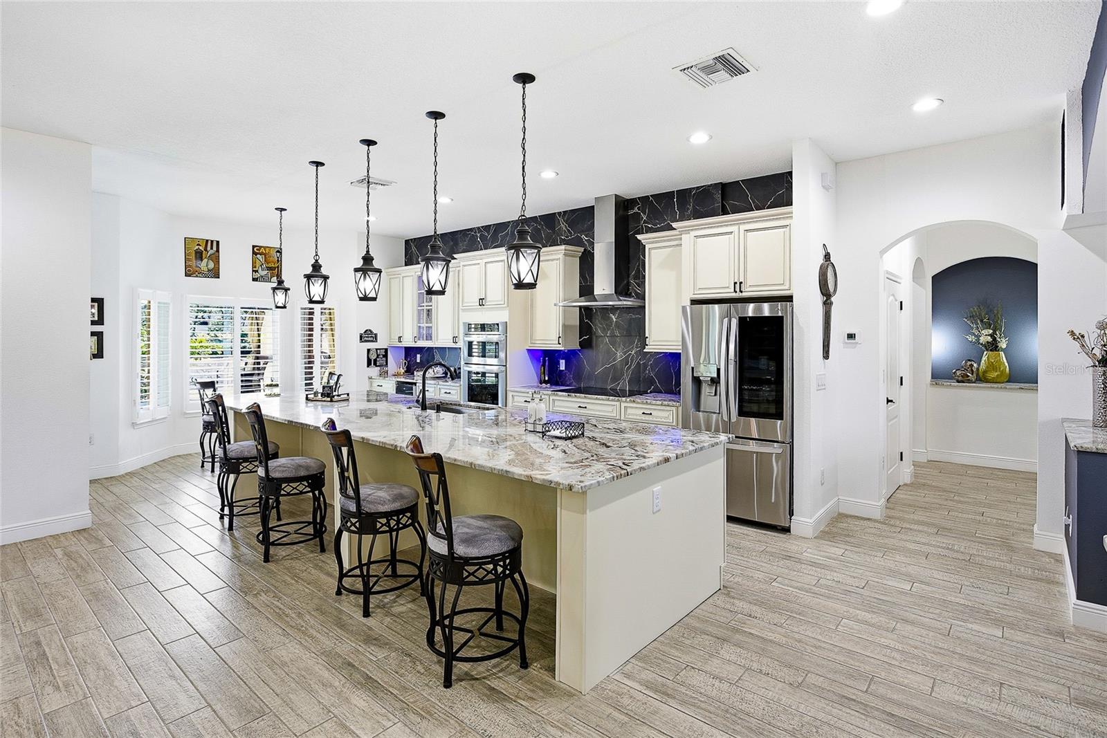 Image 22 of 68 For 3451 Michigan Avenue