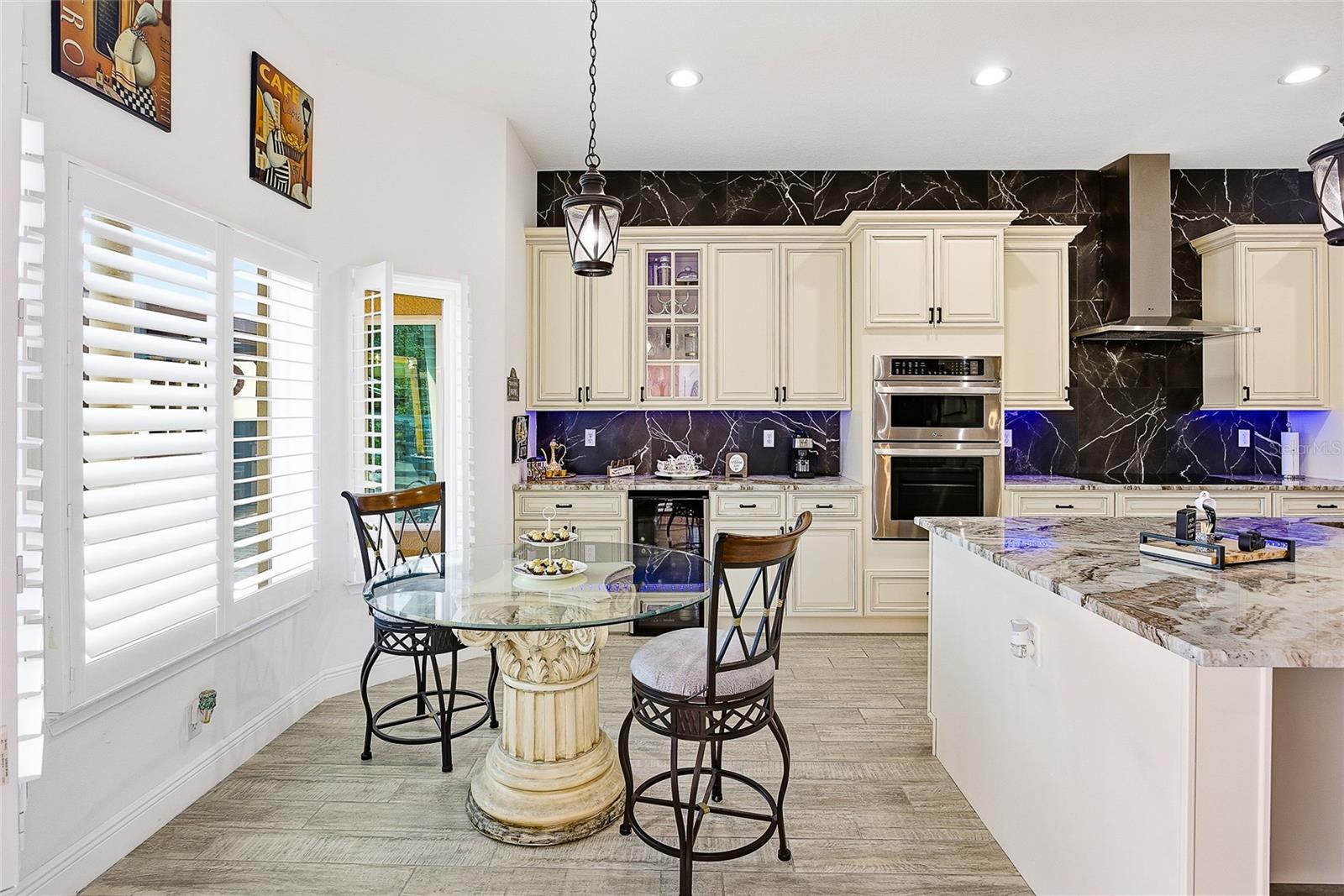 Image 25 of 68 For 3451 Michigan Avenue