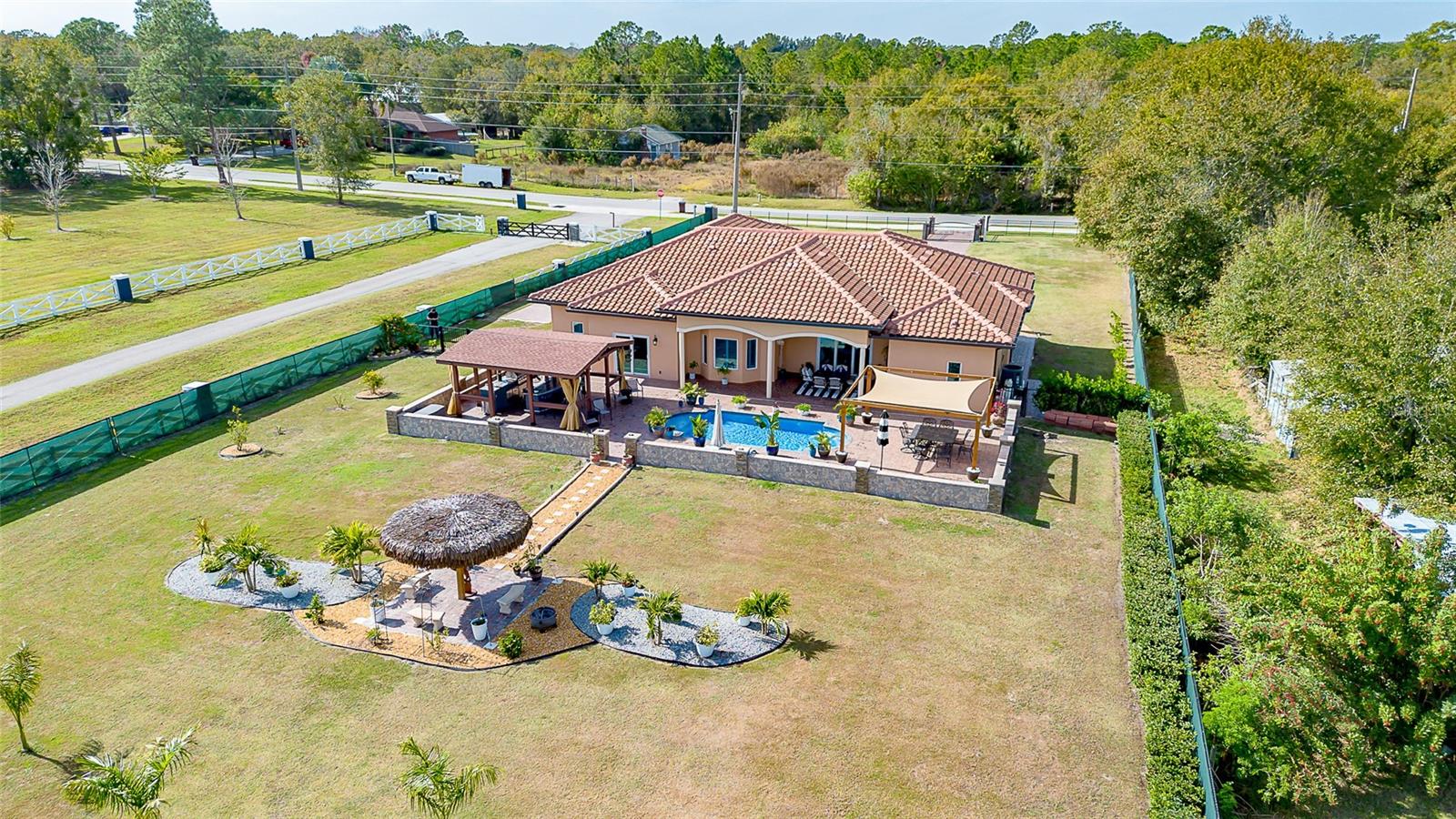 Image 3 of 68 For 3451 Michigan Avenue