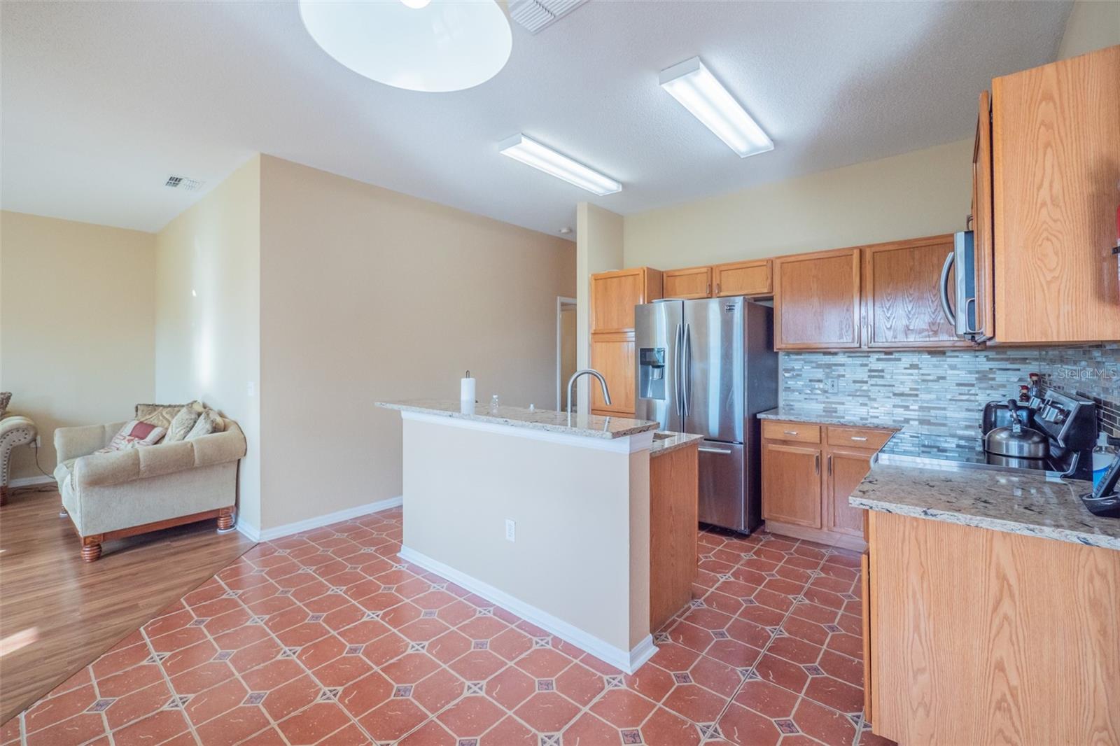 Image 16 of 41 For 193 Aurelia Court