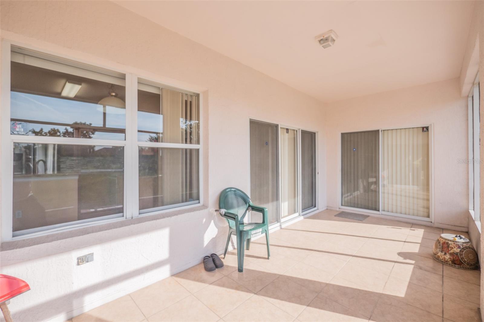 Image 36 of 41 For 193 Aurelia Court