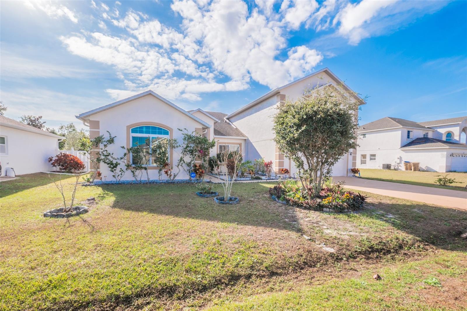 Image 4 of 41 For 193 Aurelia Court