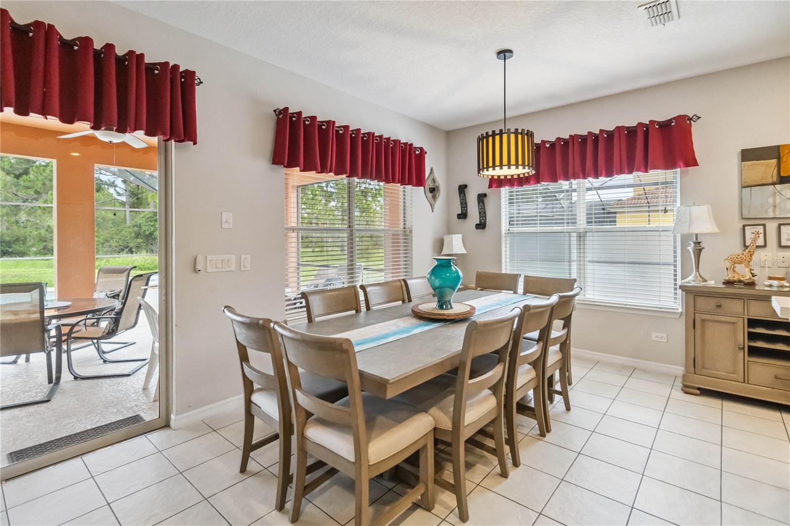 Image 24 of 63 For 163 Tiger Lily Court