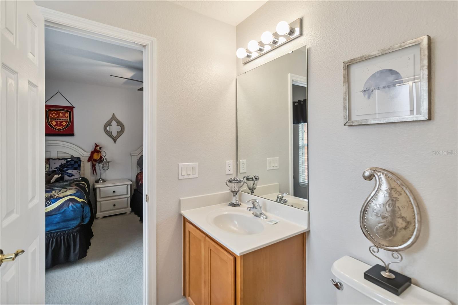 Image 60 of 63 For 163 Tiger Lily Court