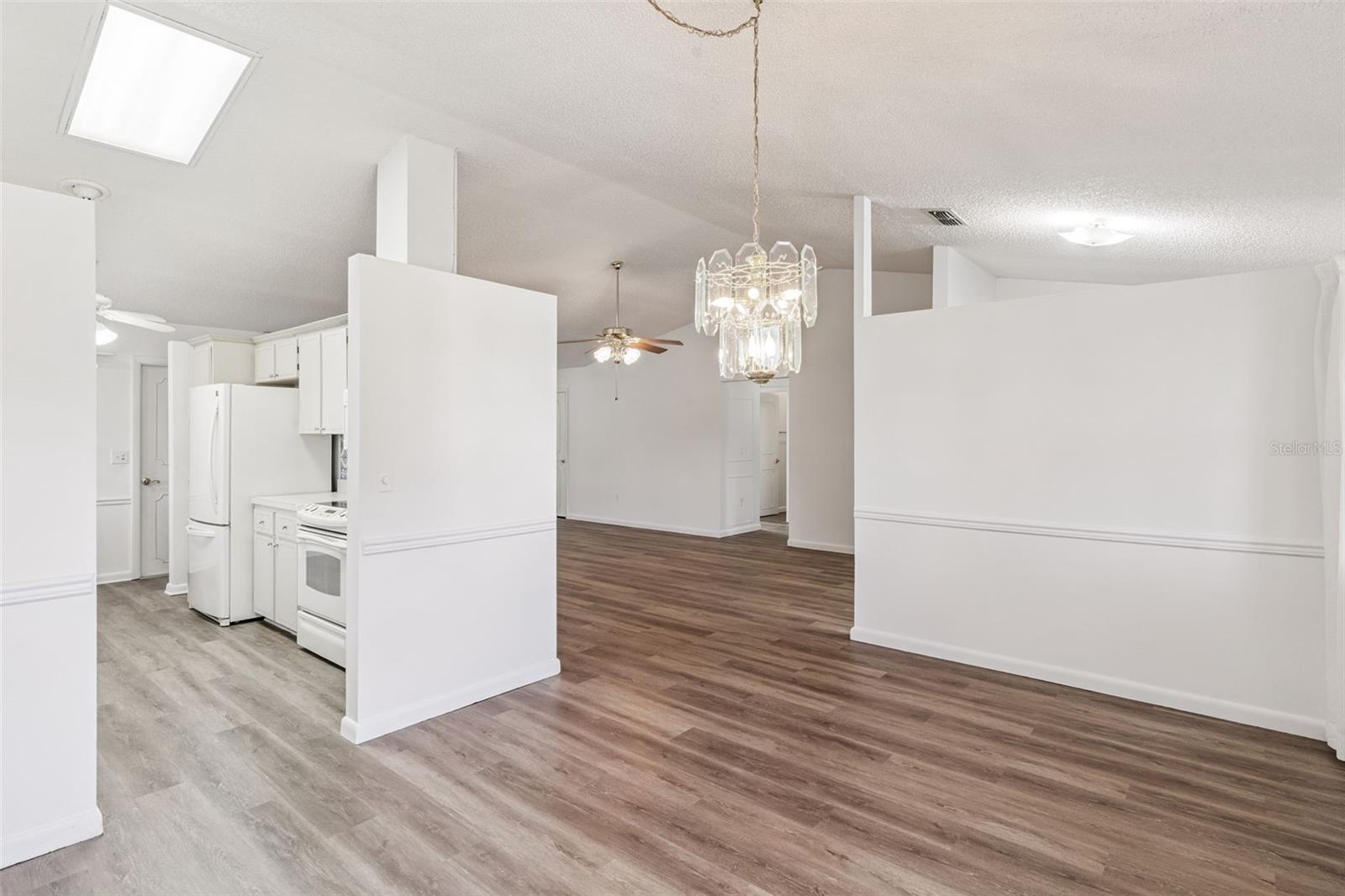 Image 10 of 34 For 1409 New Abbey Avenue