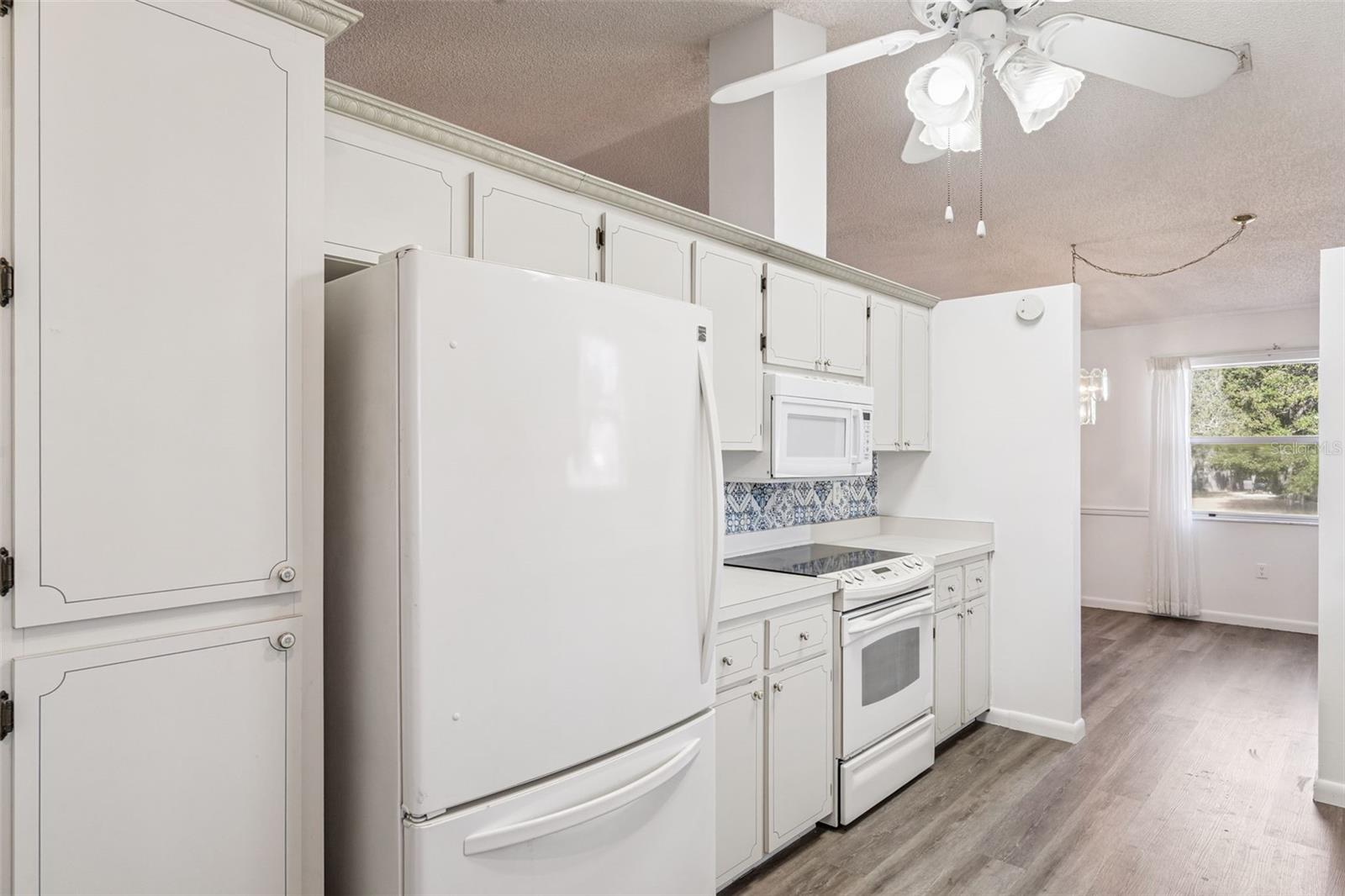 Image 11 of 34 For 1409 New Abbey Avenue