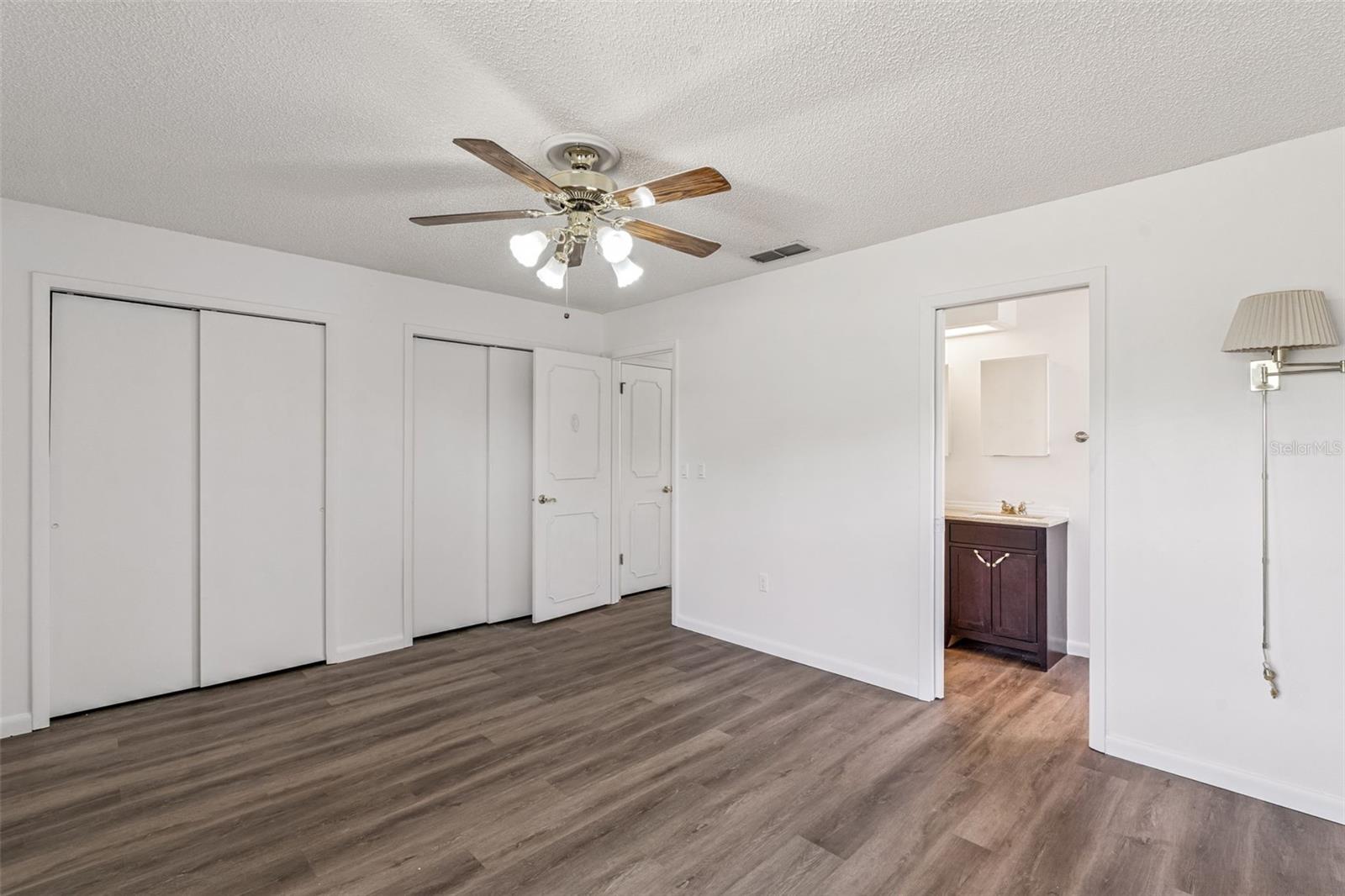 Image 20 of 34 For 1409 New Abbey Avenue