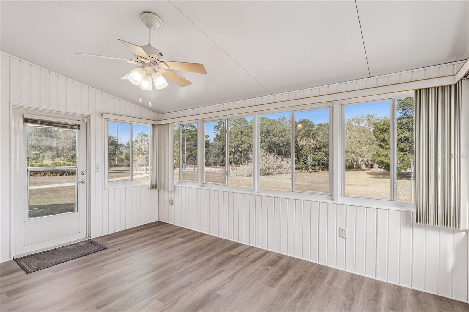 Image 27 of 34 For 1409 New Abbey Avenue