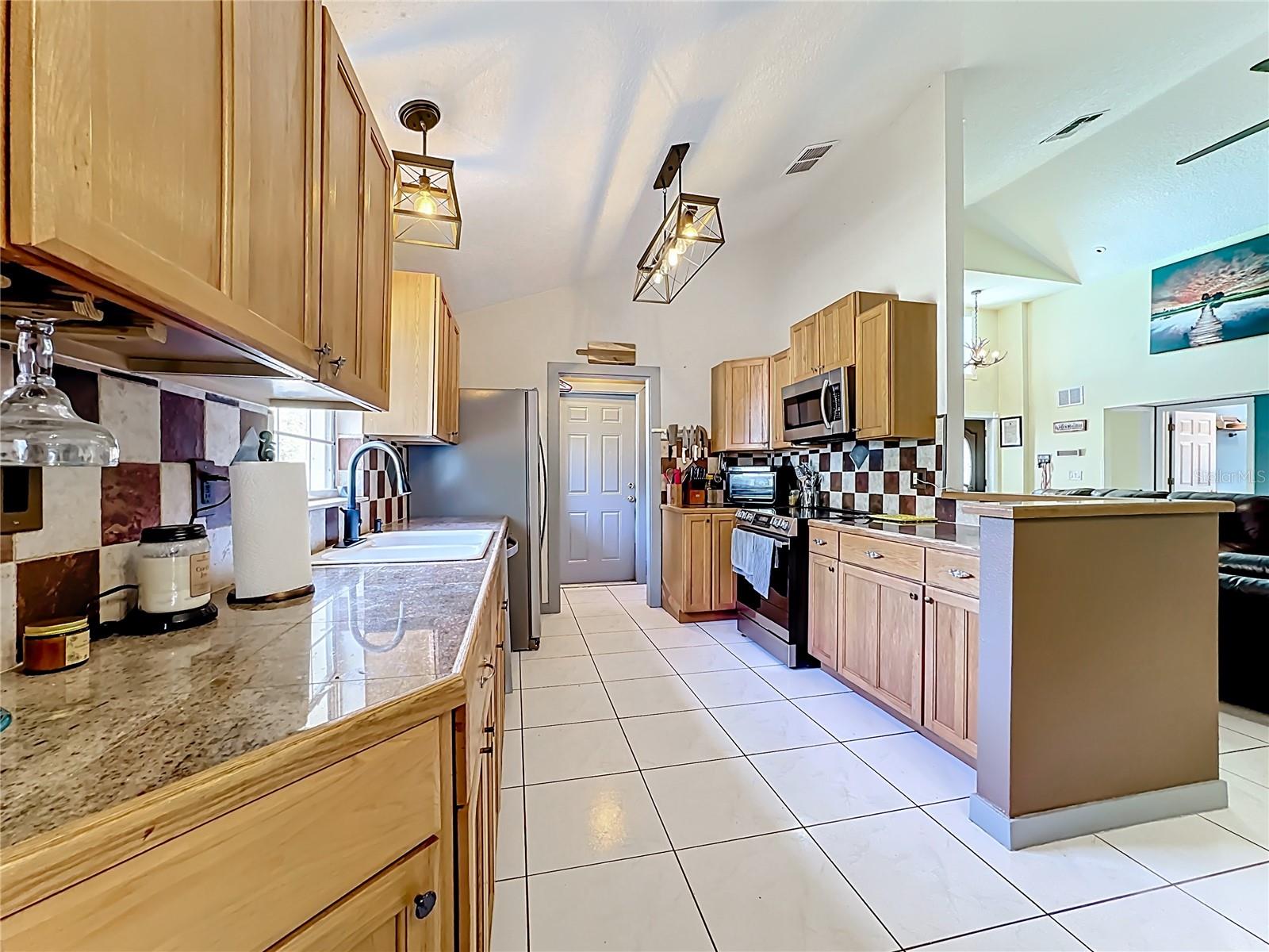 Image 11 of 30 For 1820 Lost Lake Court