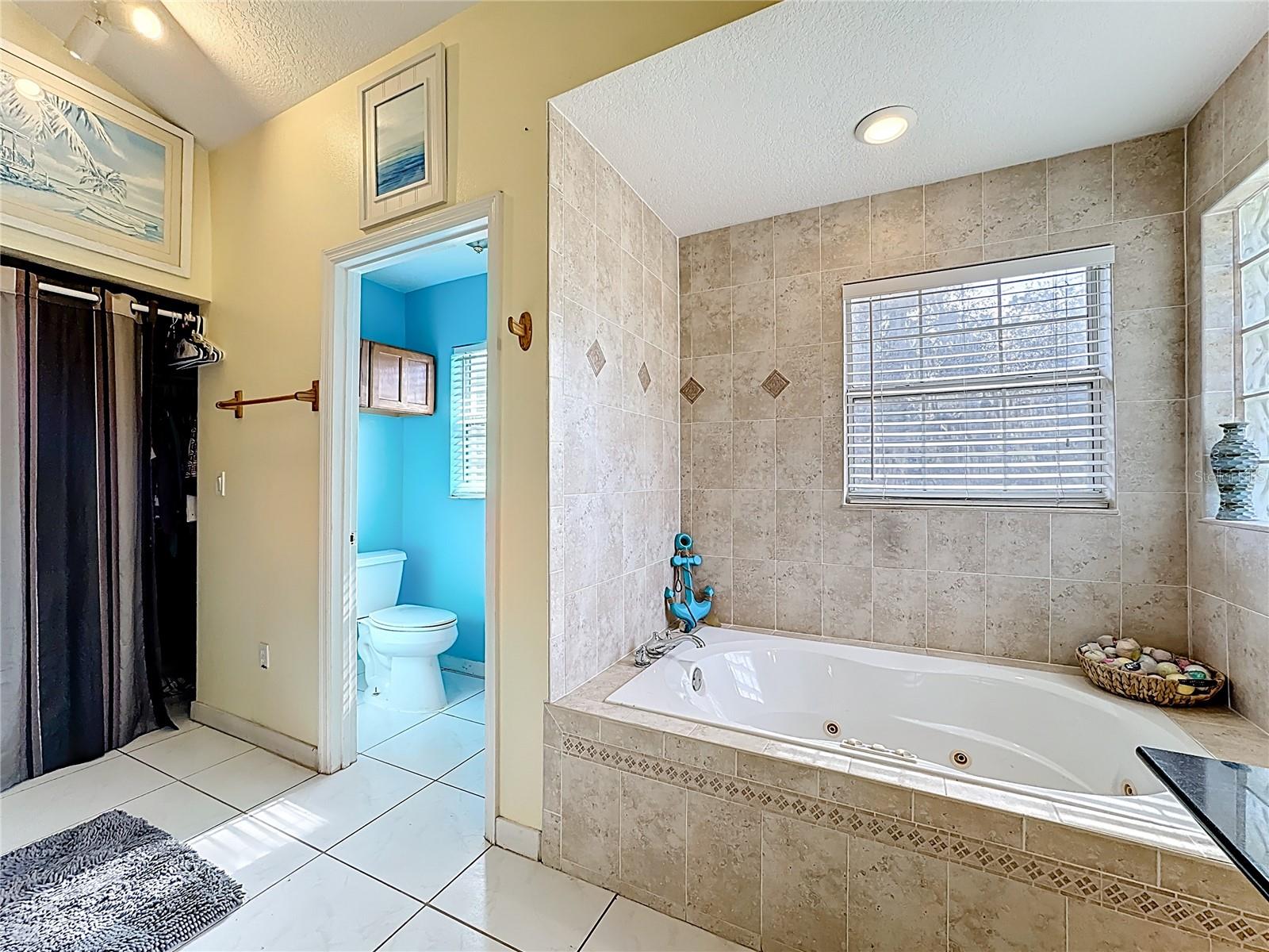 Image 21 of 30 For 1820 Lost Lake Court