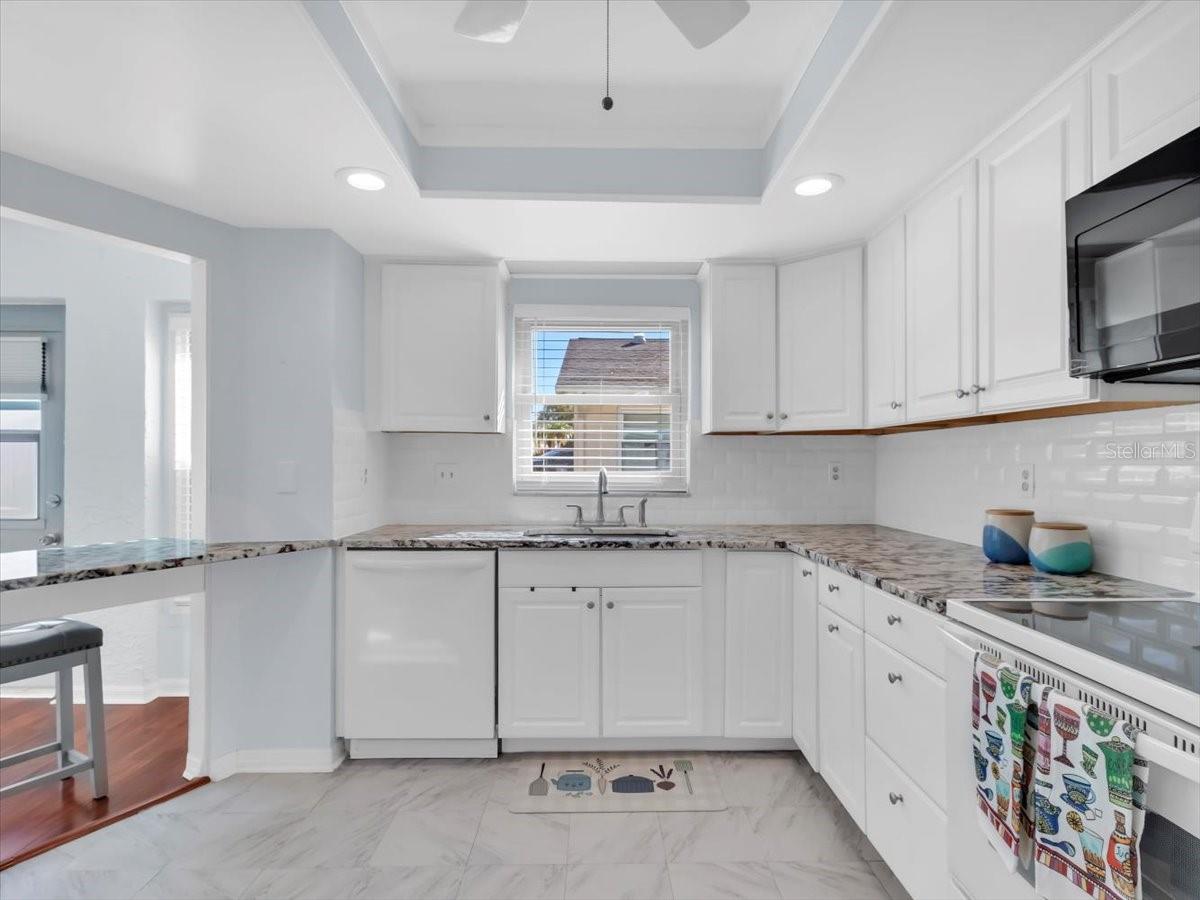 Image 17 of 40 For 1810 Atrium Drive