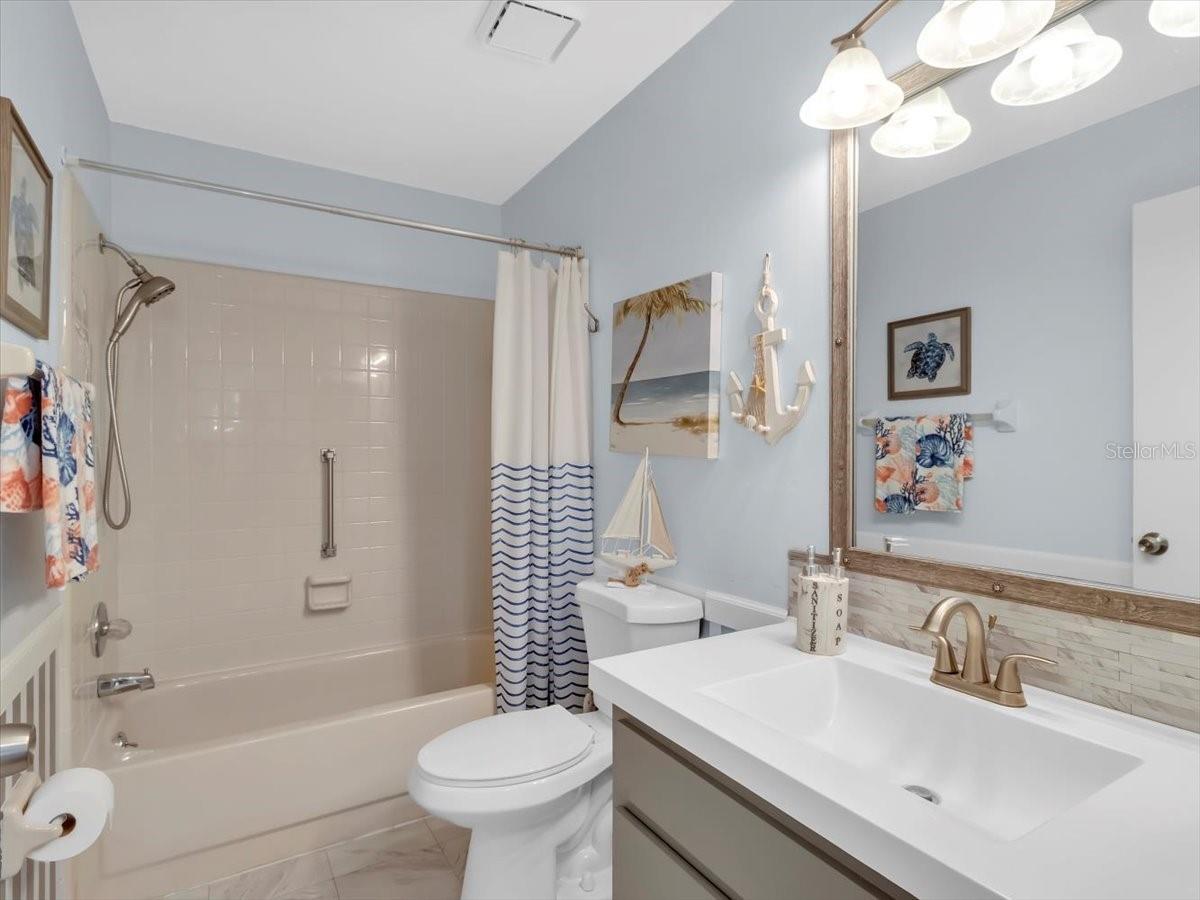 Image 29 of 40 For 1810 Atrium Drive