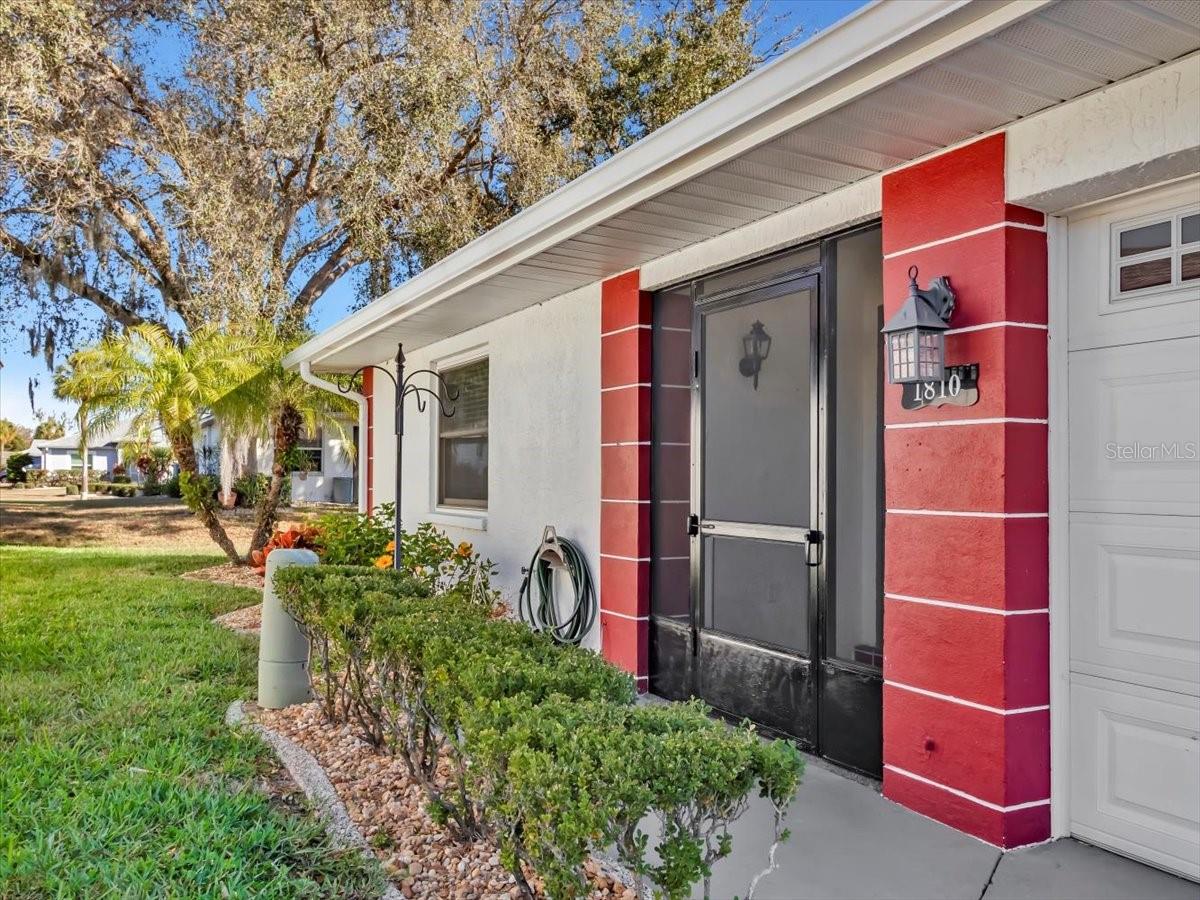 Image 3 of 40 For 1810 Atrium Drive