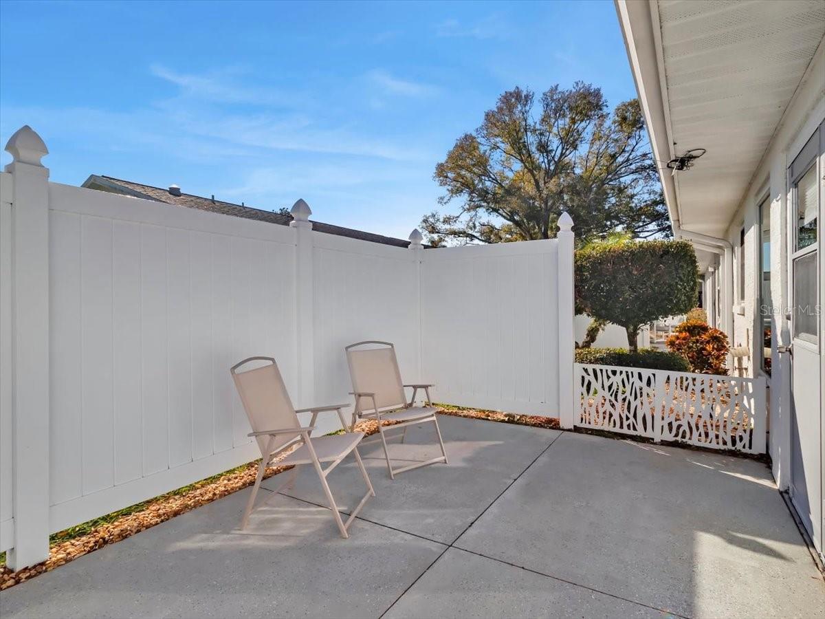 Image 33 of 40 For 1810 Atrium Drive