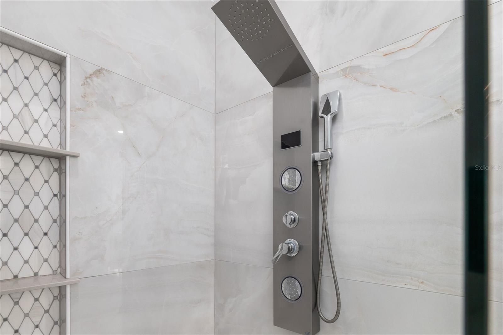 Image 42 of 99 For 928 Spring Park Loop