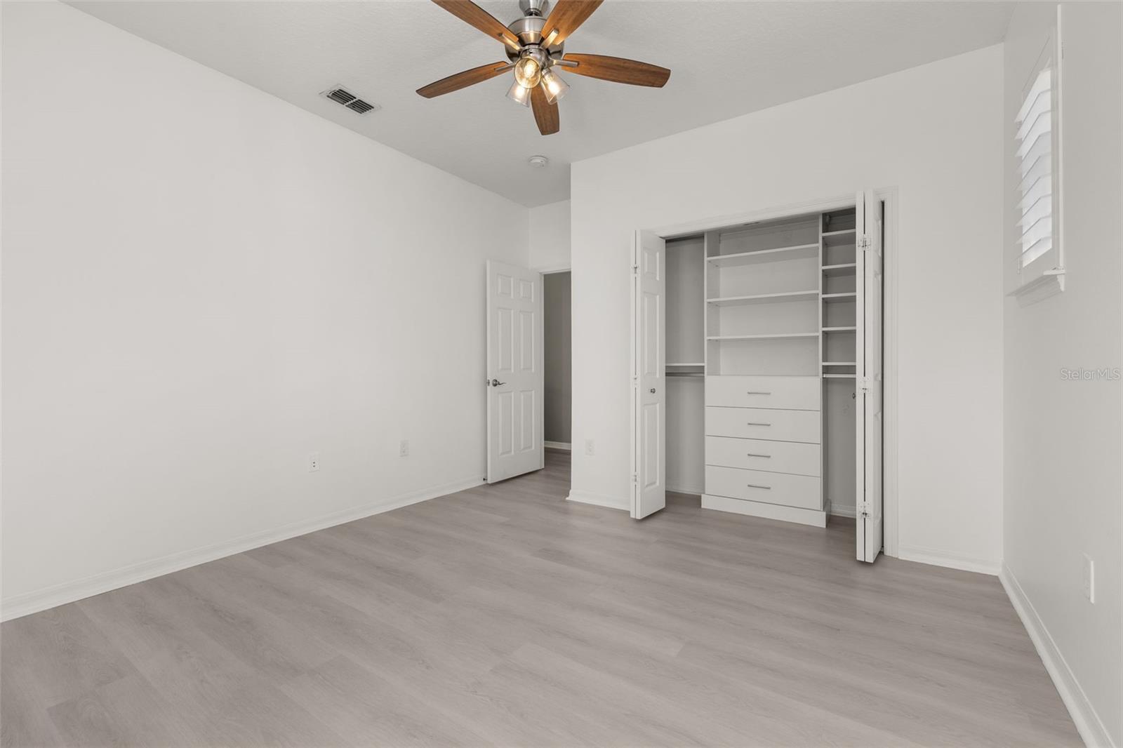 Image 50 of 99 For 928 Spring Park Loop